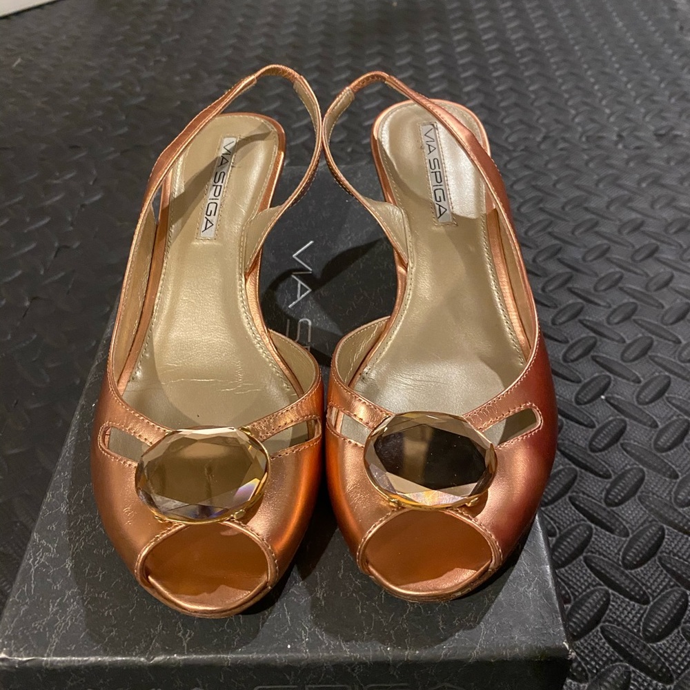 Via Spiga kitten heel shoe